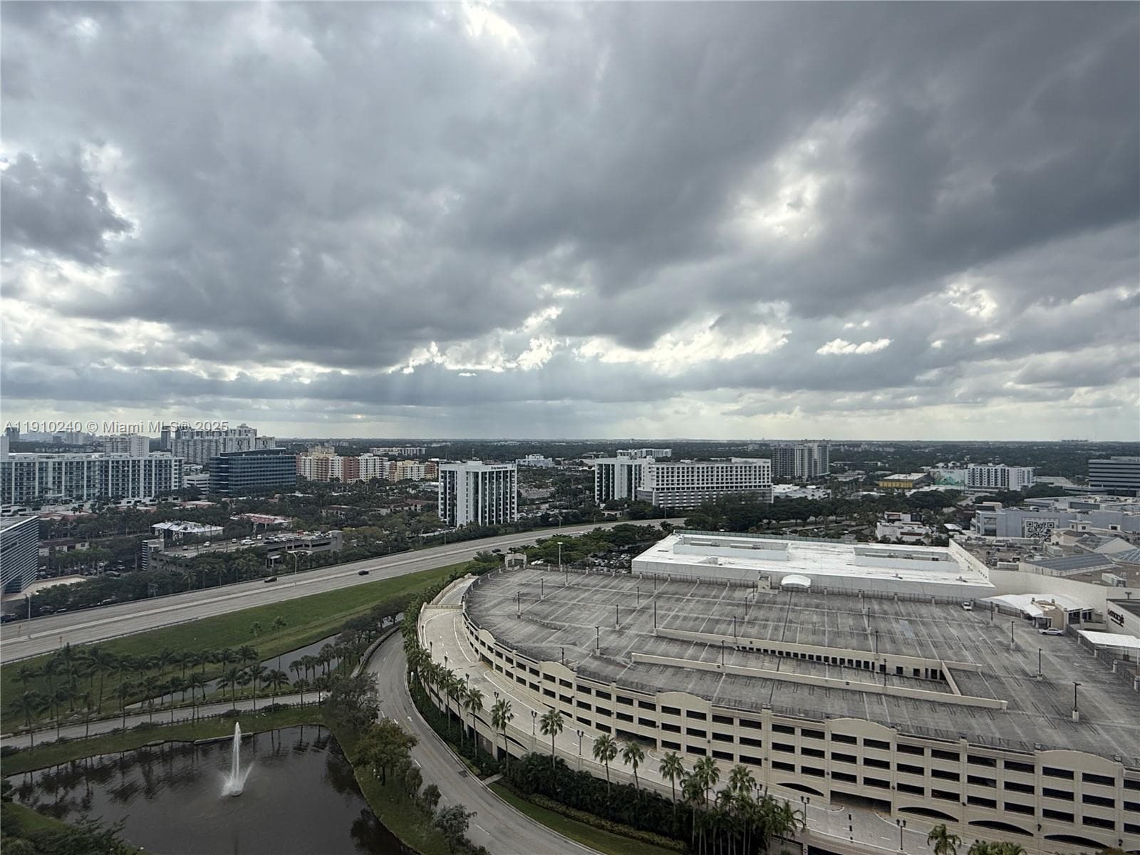 TURNBERRY ON THE GREEN CO · #2209 in Aventura - Photo 24