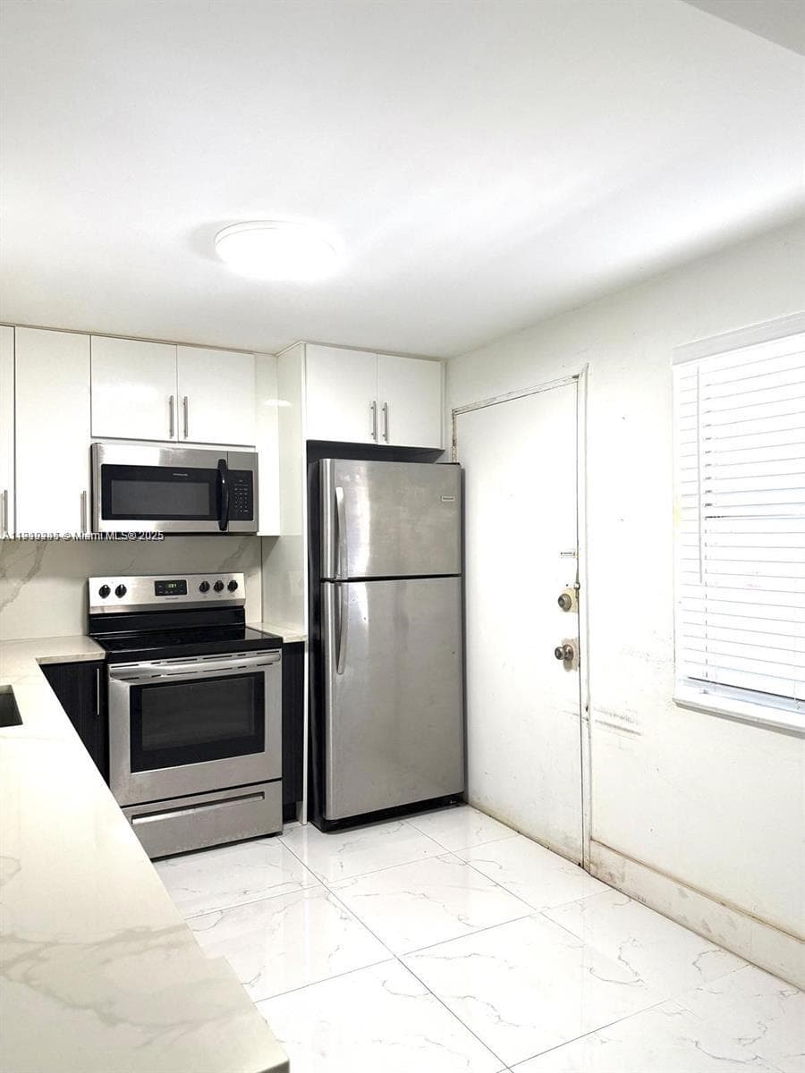 ROLLING GREEN CONDO D · #D201 in Miami - Photo 32