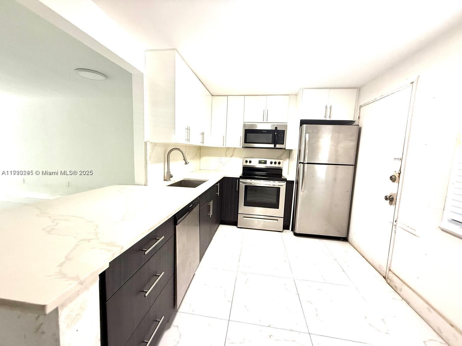 ROLLING GREEN CONDO D · #D201 in Miami - Photo 33