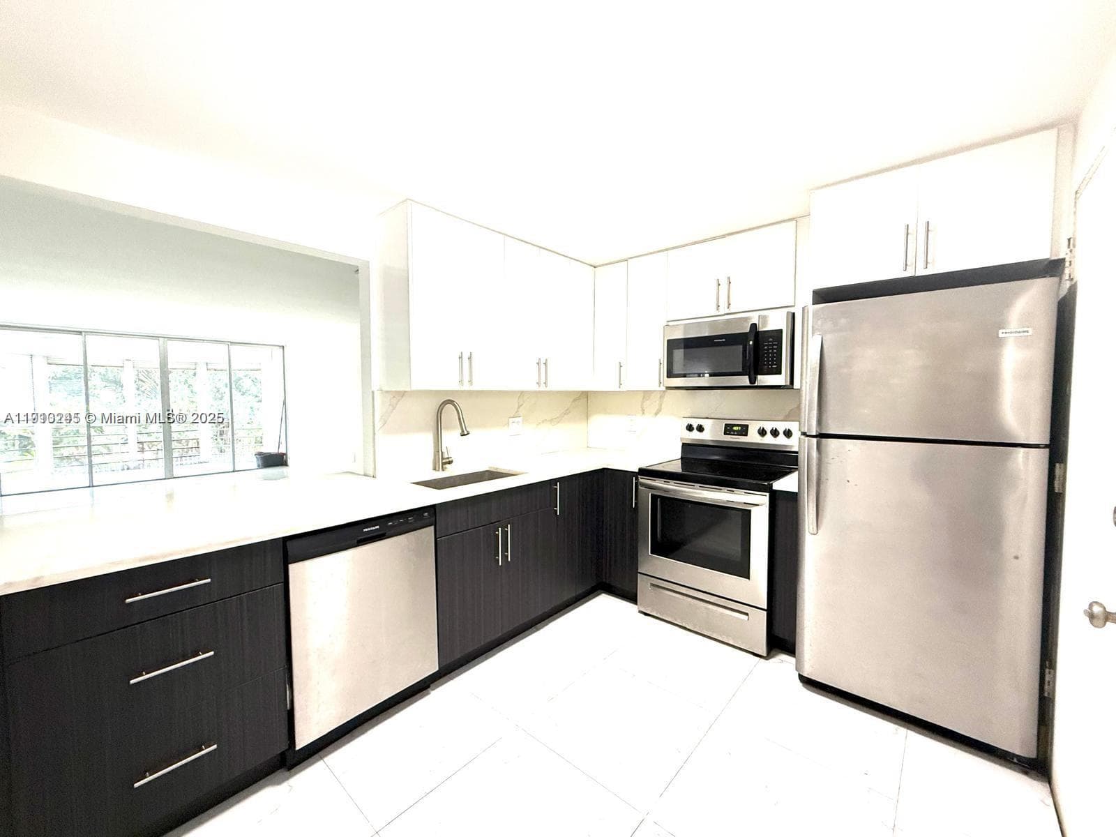 ROLLING GREEN CONDO D · #D201 in Miami - Photo 31