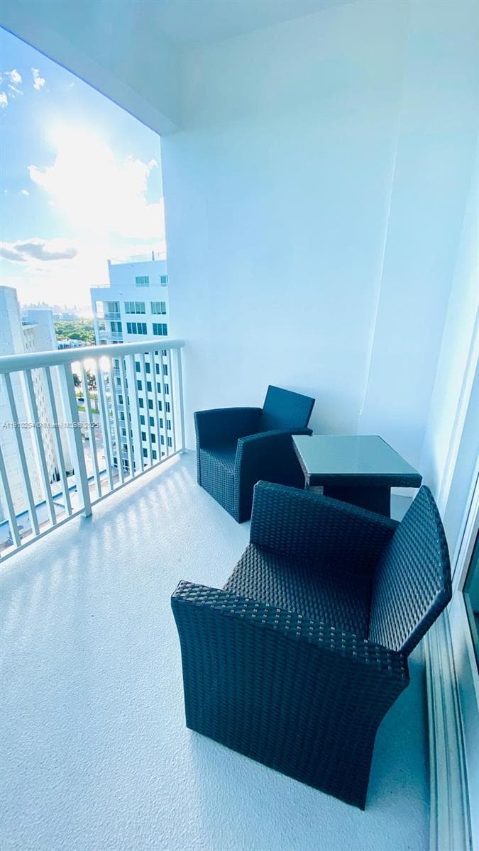 THE CARRIAGE HOUSE CONDO · #1510 in Miami Beach - Photo 26