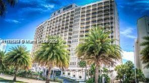THE CARRIAGE HOUSE CONDO · #1510 in Miami Beach - Photo 1