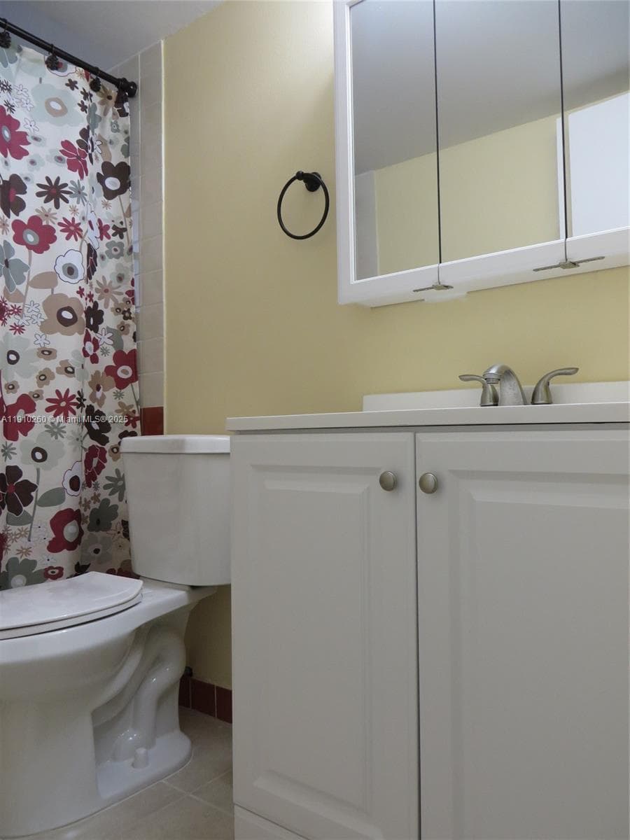 PARKSIDE TOWERS CONDO · #105 in Hallandale Beach - Photo 18