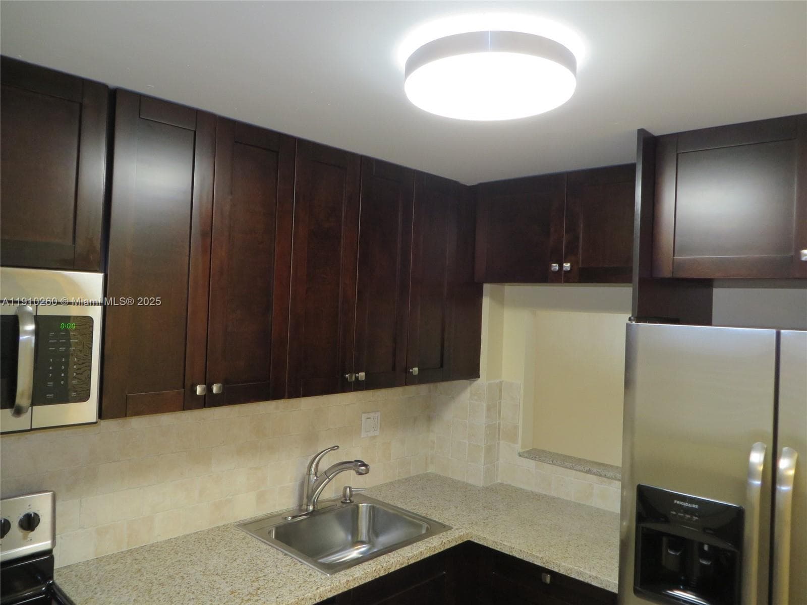PARKSIDE TOWERS CONDO · #105 in Hallandale Beach - Photo 4