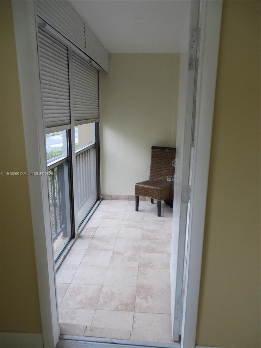 PARKSIDE TOWERS CONDO · #105 in Hallandale Beach - Photo 21