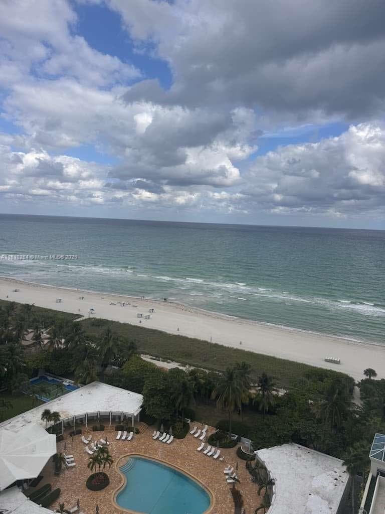 CAPOBELLA CONDO · #1602 in Miami Beach - Photo 15