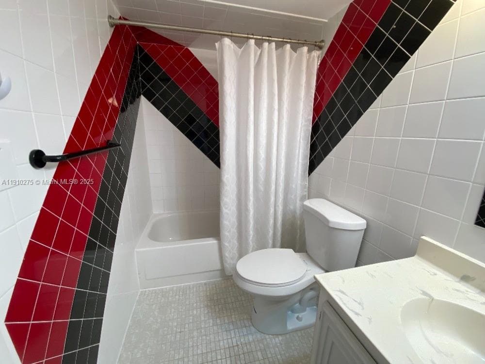 OCEANVIEW PARK CONDO · #726 in Hallandale Beach - Photo 14