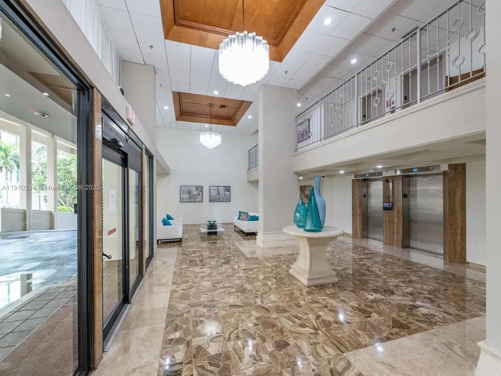 LE TRIANON CONDO · #11A in Miami Beach - Photo 4