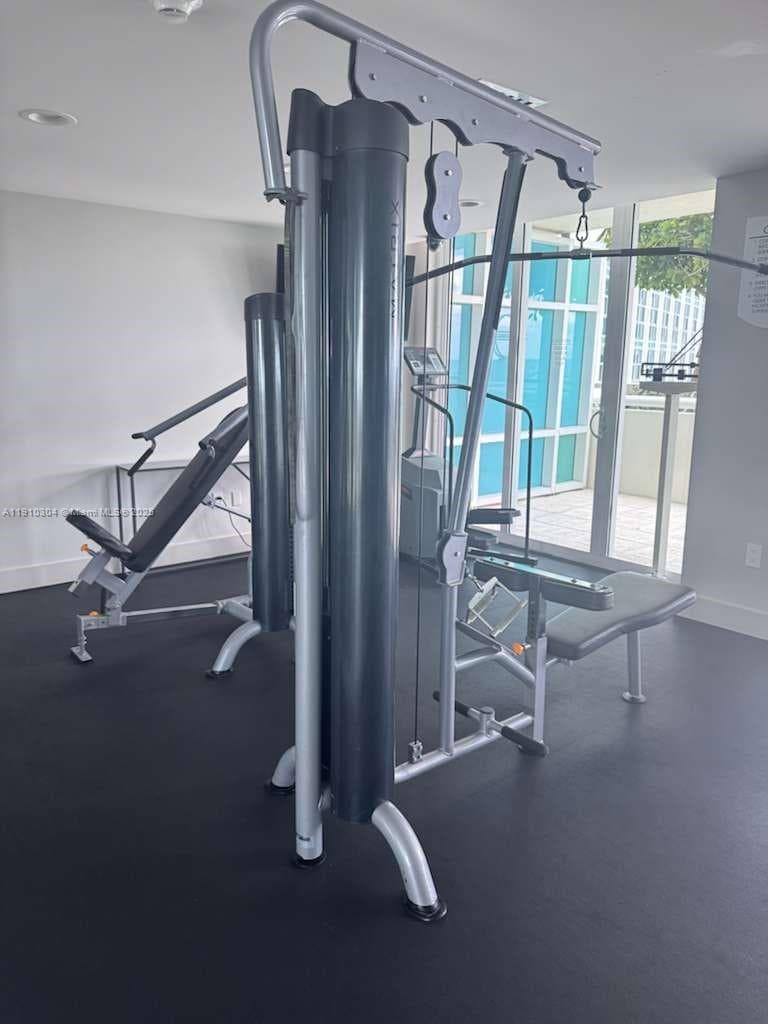 CAPOBELLA CONDO · #1602 in Miami Beach - Photo 28