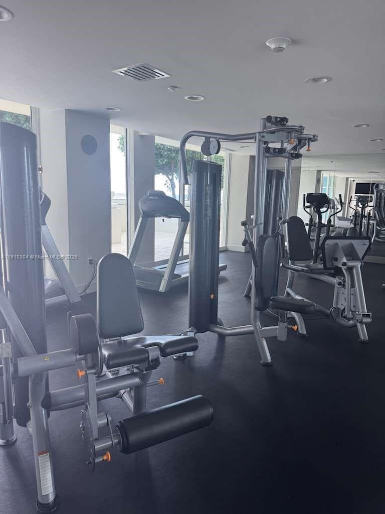 CAPOBELLA CONDO · #1602 in Miami Beach - Photo 30