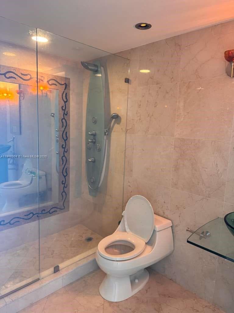 CAPOBELLA CONDO · #1602 in Miami Beach - Photo 11