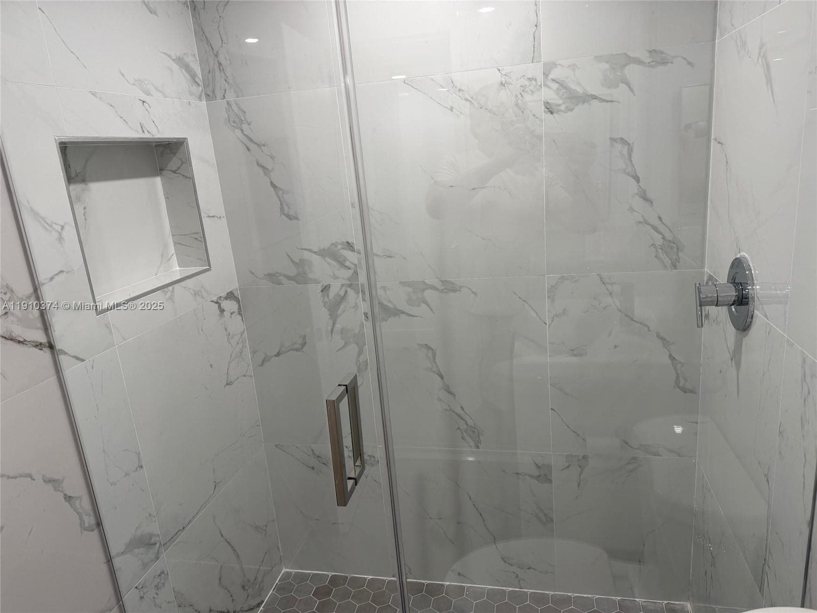 Belle Plaza · #12 in Miami Beach - Photo 10