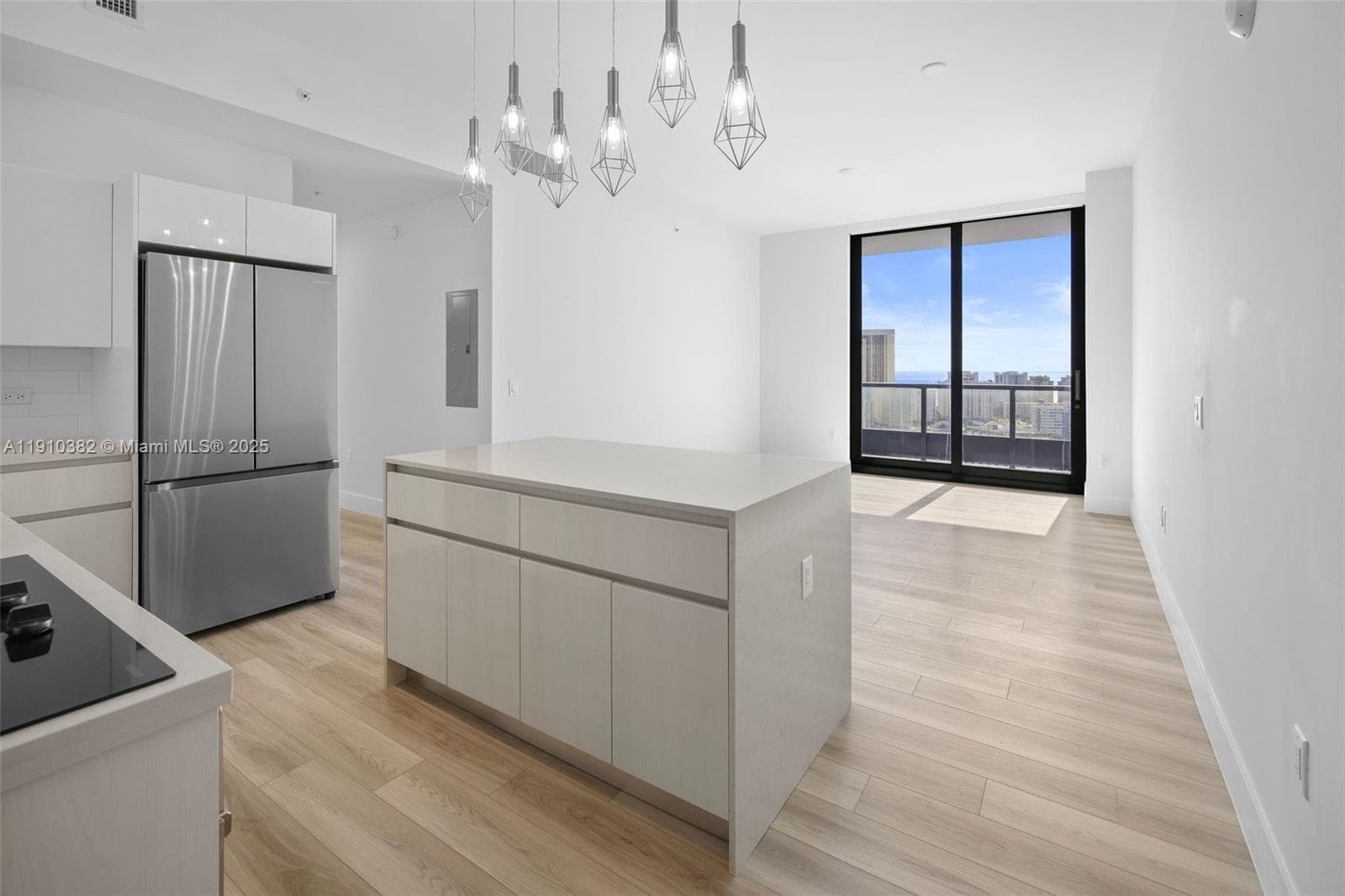 Mondrian Residences · #2406 in Hallandale Beach - Photo 26