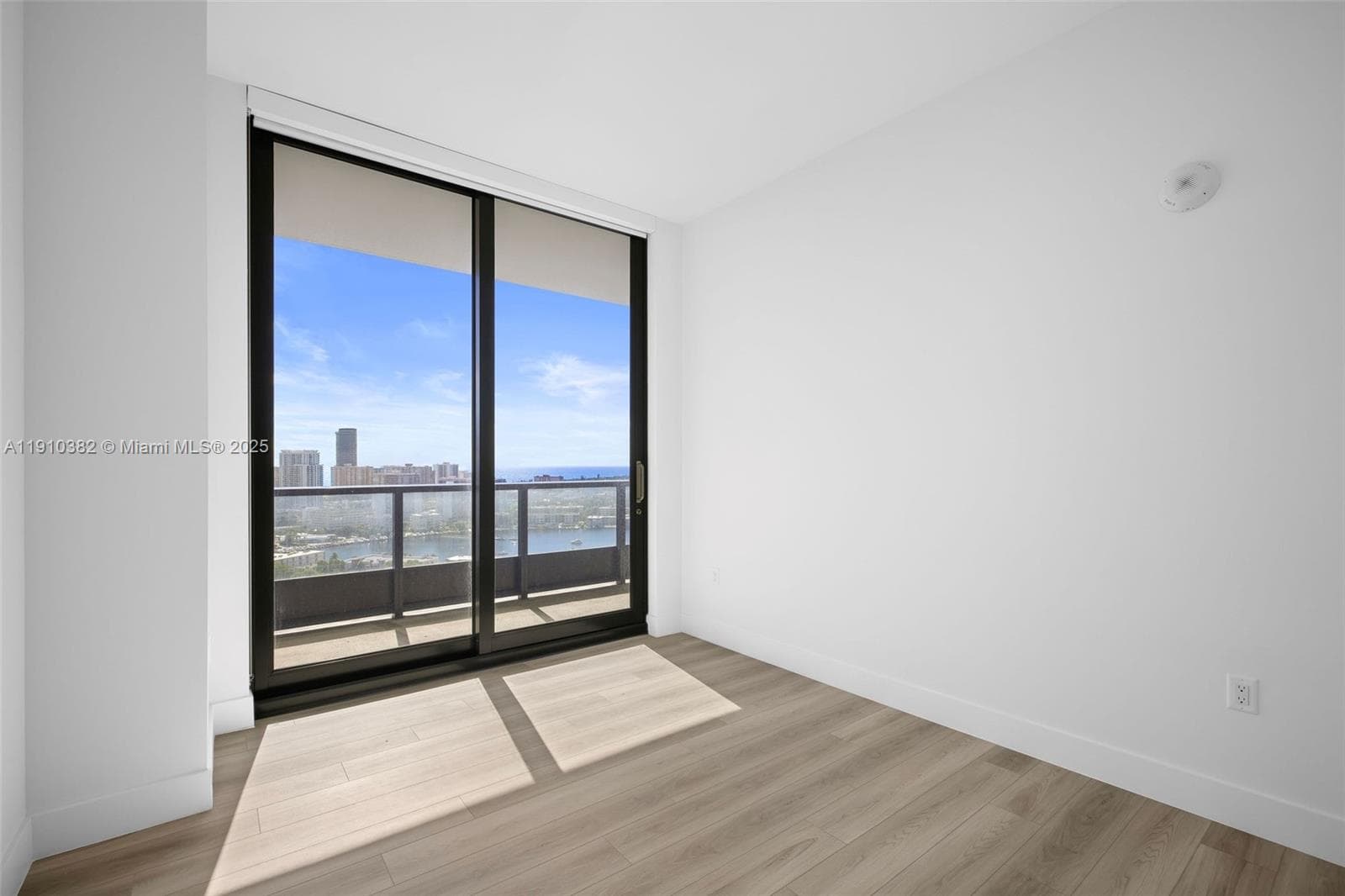 Mondrian Residences · #2406 in Hallandale Beach - Photo 61
