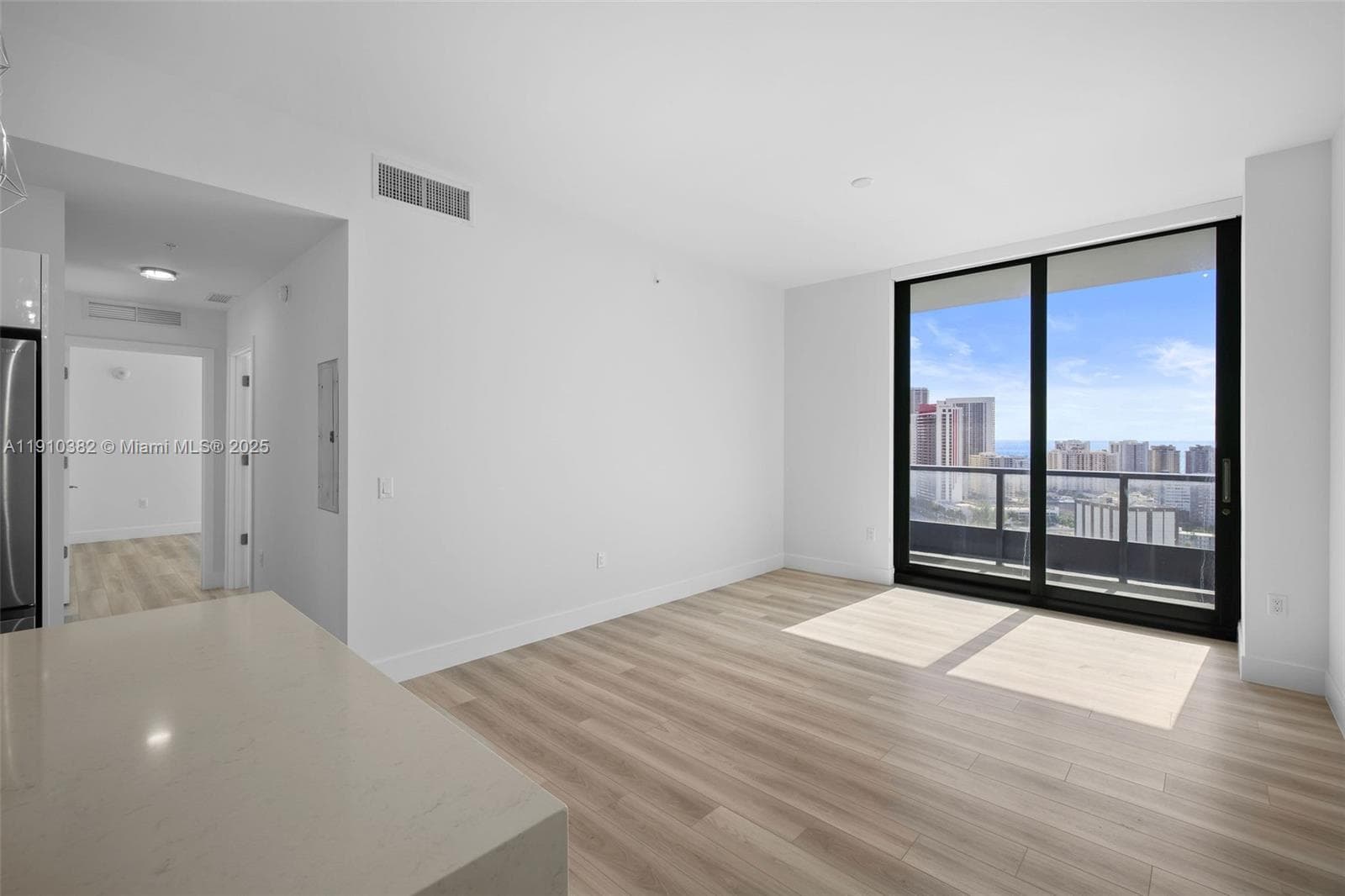 Mondrian Residences · #2406 in Hallandale Beach - Photo 33