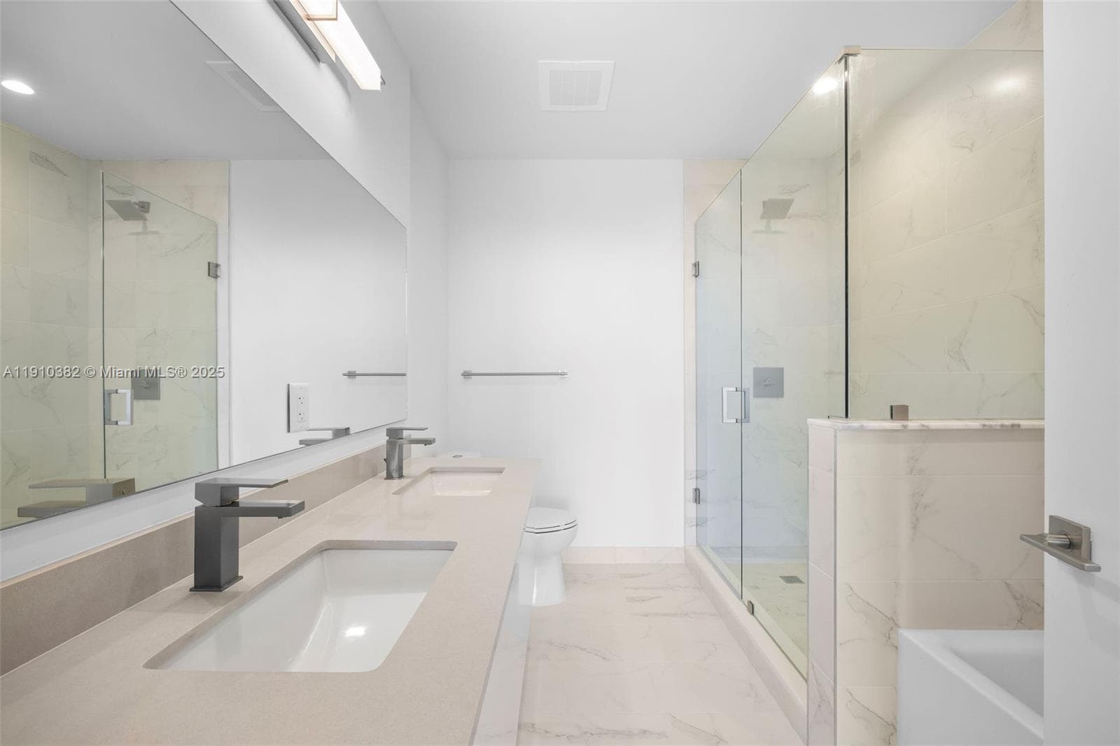 Mondrian Residences · #2406 in Hallandale Beach - Photo 54
