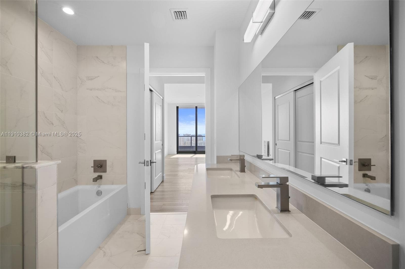 Mondrian Residences · #2406 in Hallandale Beach - Photo 58