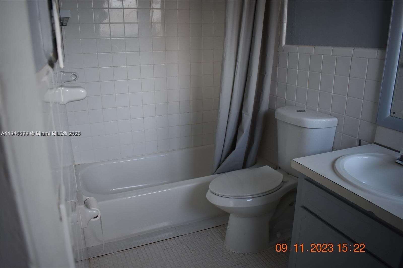 SUTTON HOUSE CONDO · #23 in North Miami - Photo 12