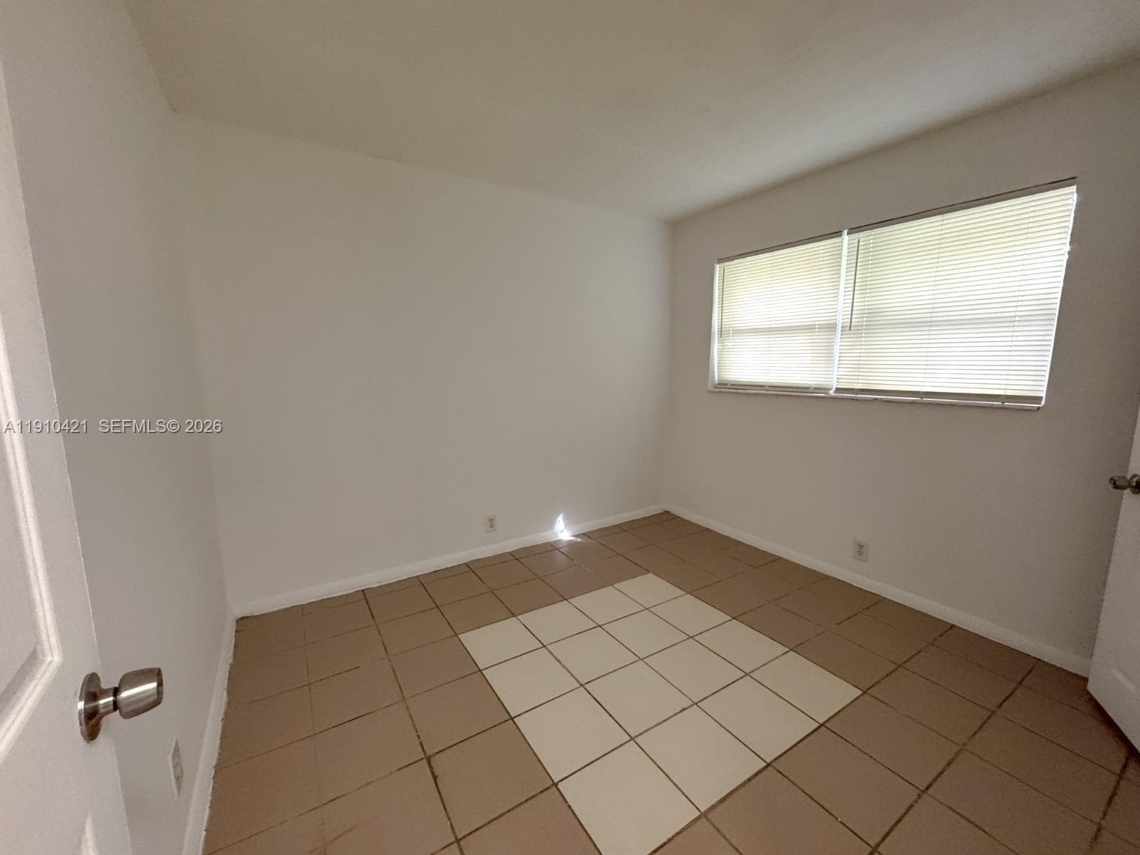 2840 NW 15th Ct #2 photo 6