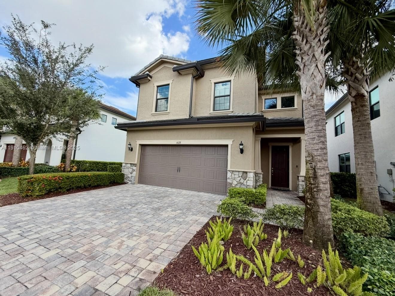 4628 E Pinehurst Trl E photo 1