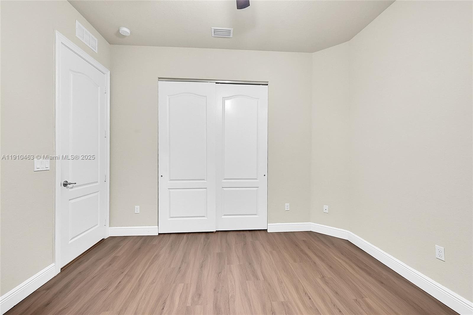 9051 Edgewater Bnd #9051 photo 26