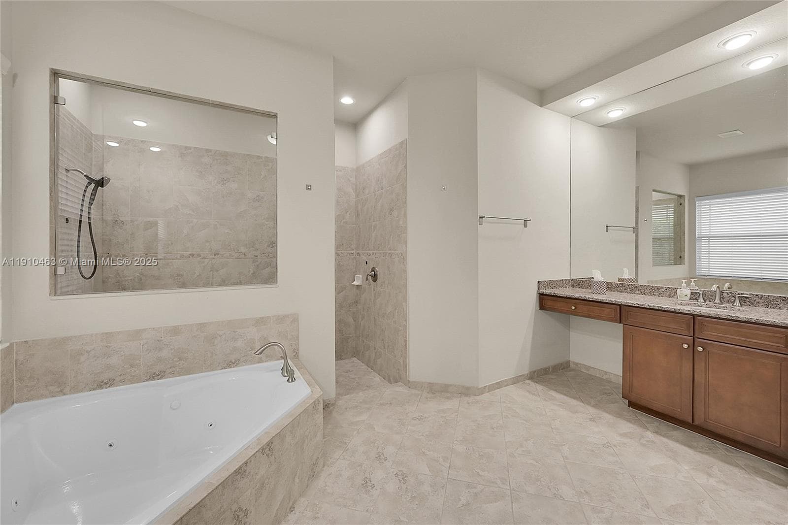 9051 Edgewater Bnd #9051 photo 20