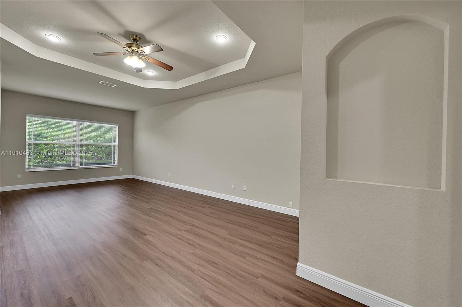 9051 Edgewater Bnd #9051 photo 15