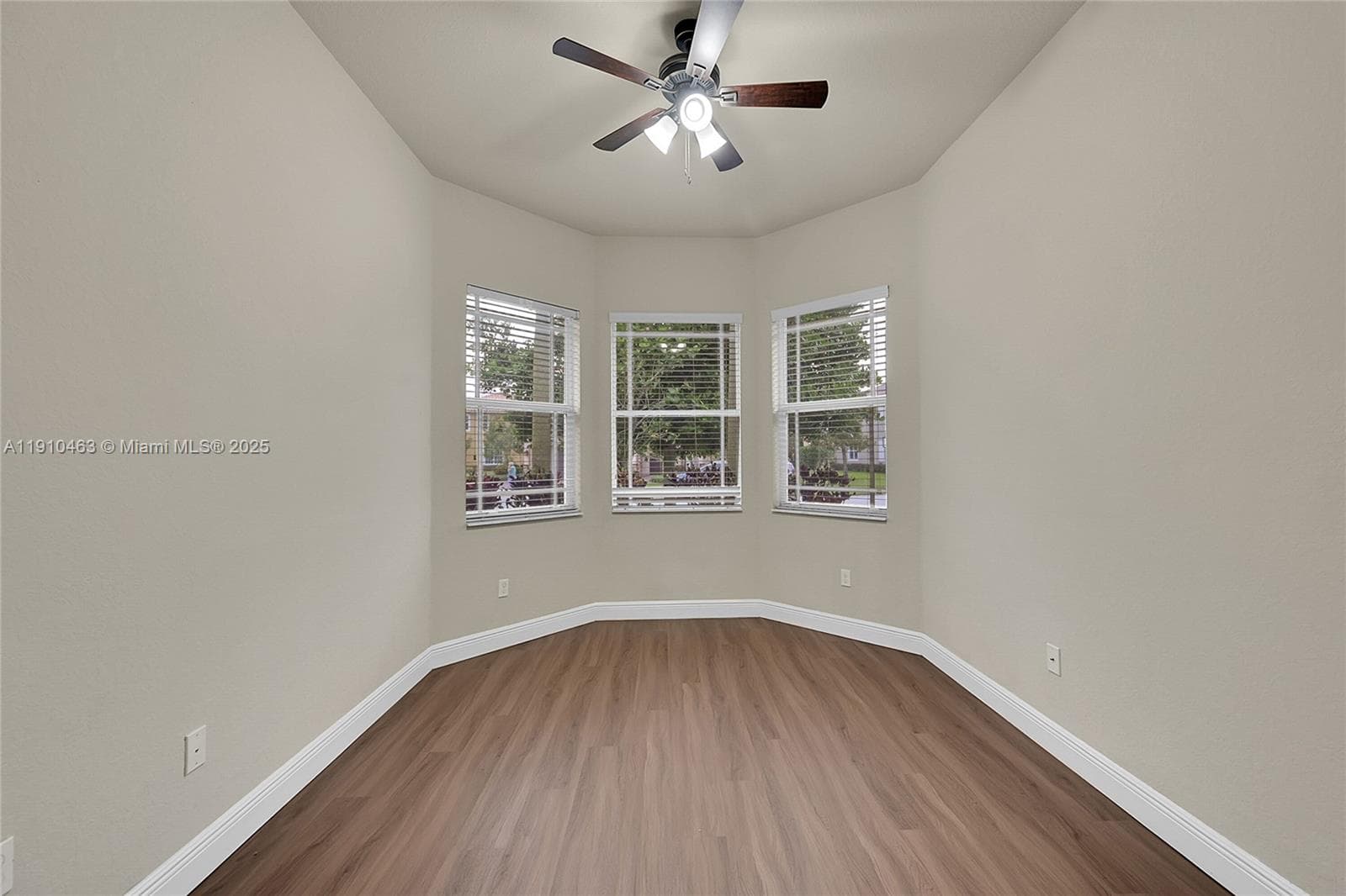 9051 Edgewater Bnd #9051 photo 29