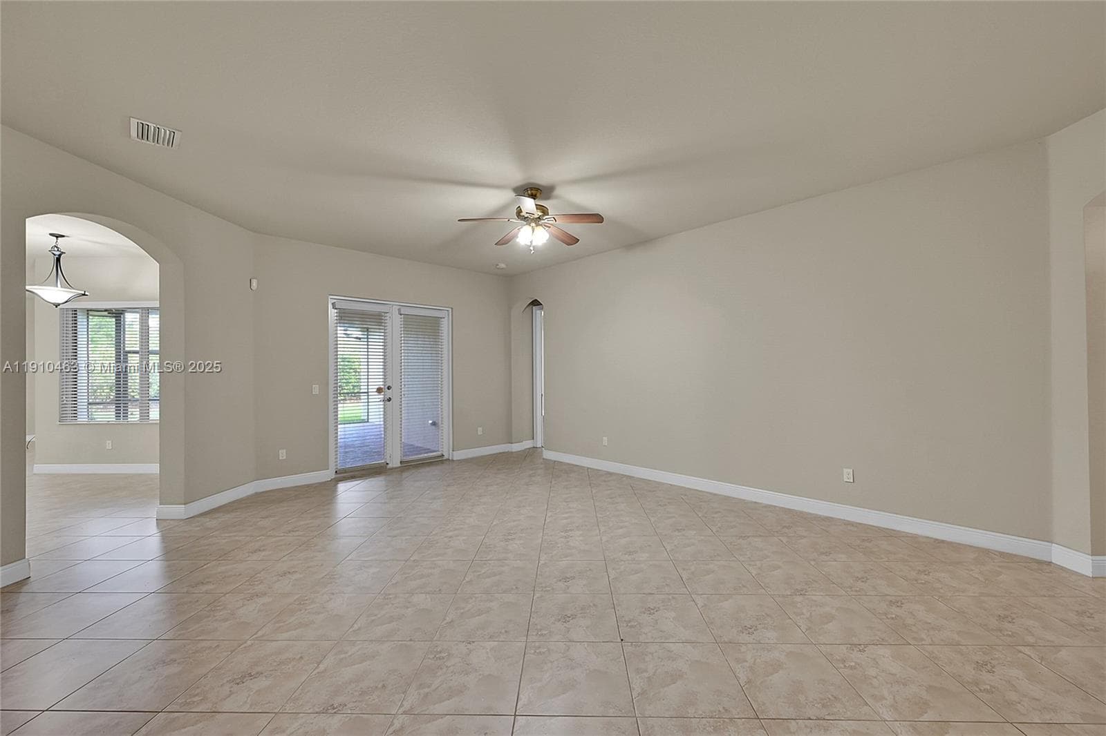 9051 Edgewater Bnd #9051 photo 4