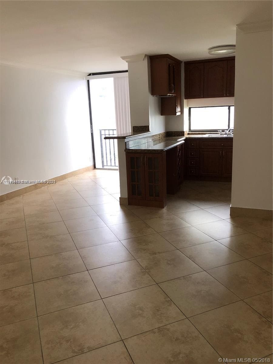 PLAZA OF AMERICAS CONDO P · #711 in Sunny Isles Beach - Photo 3