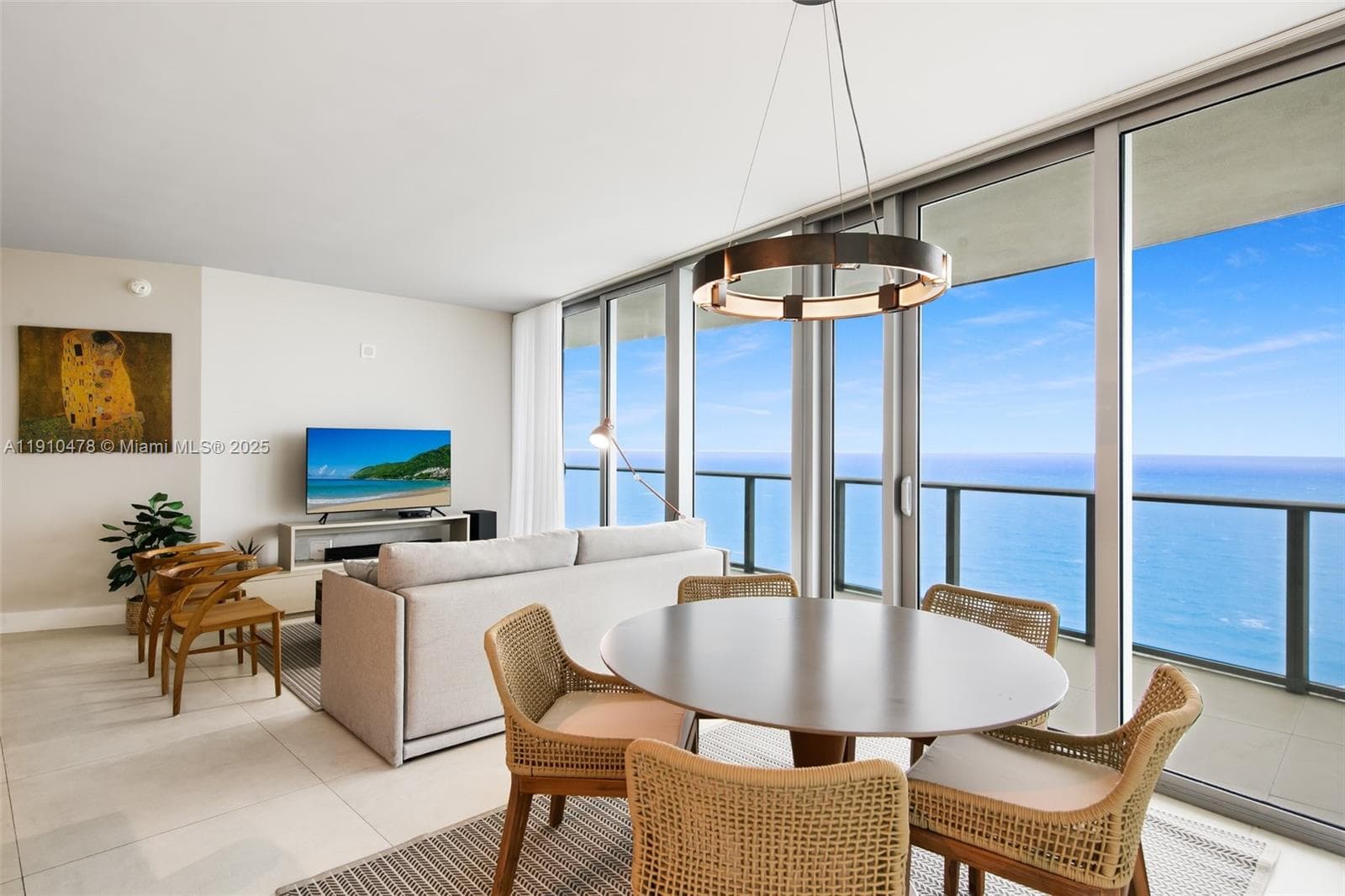 Hyde Beach House · #3001 in Hollywood - Photo 22