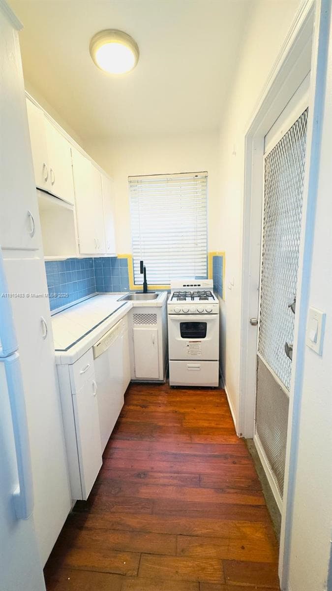 FAIRGREEN R/S · #5 in Miami Beach - Photo 12
