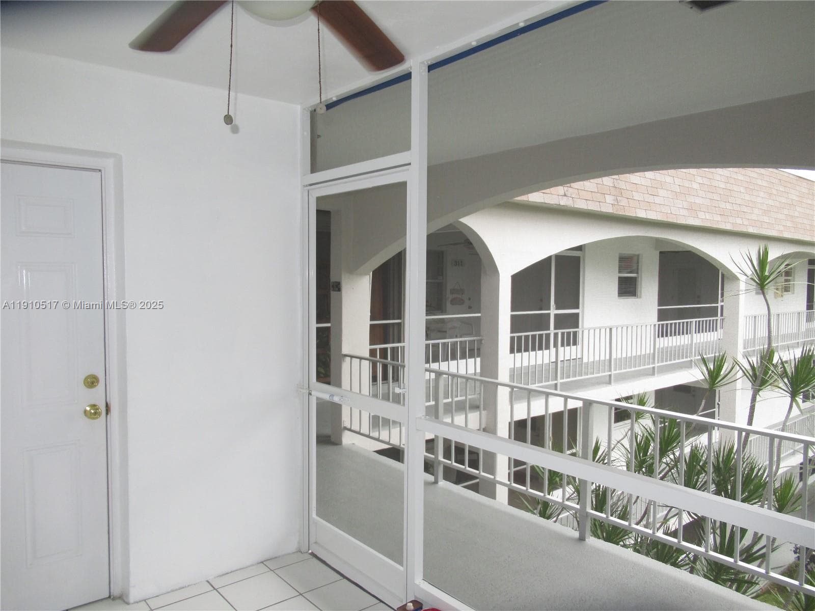 PARADISE VILLAS CONDO · #309-B in Hallandale Beach - Photo 12