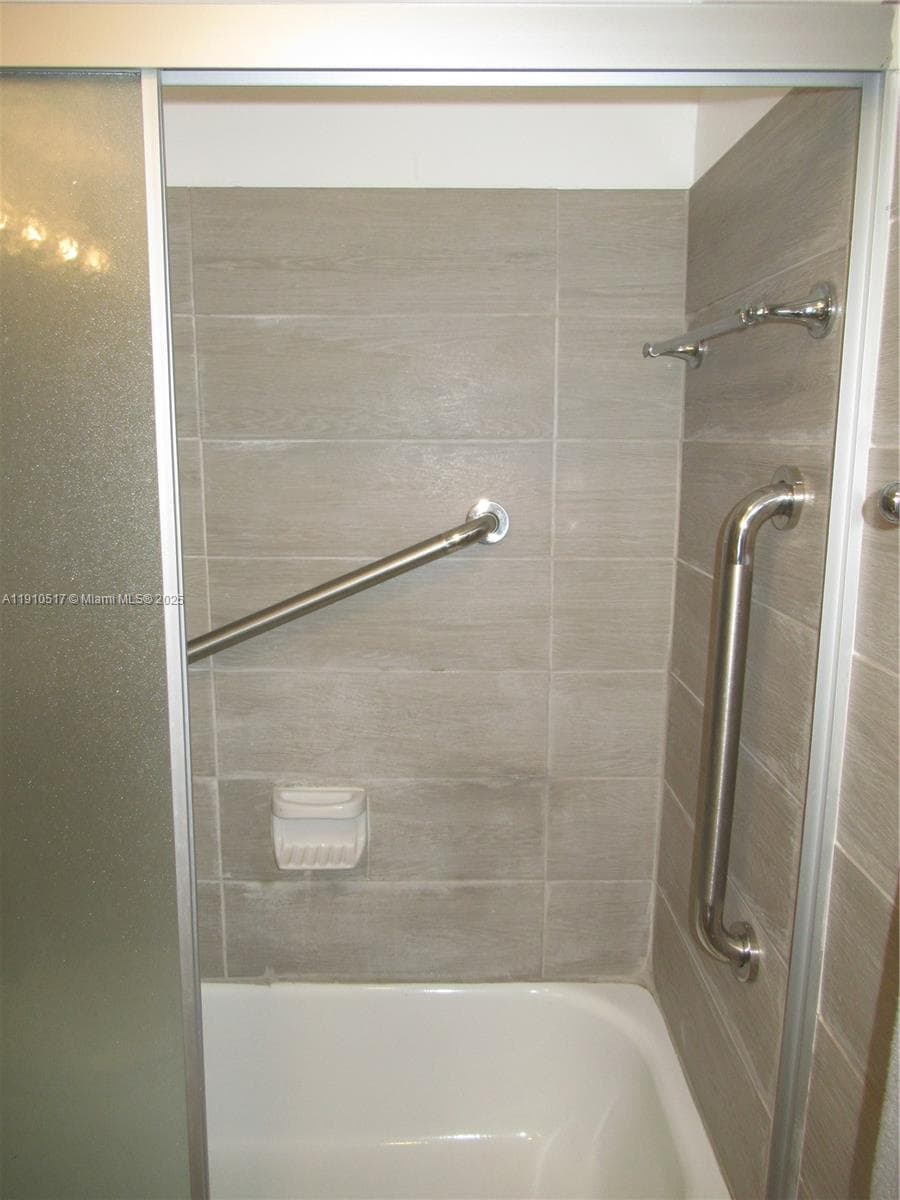 PARADISE VILLAS CONDO · #309-B in Hallandale Beach - Photo 25