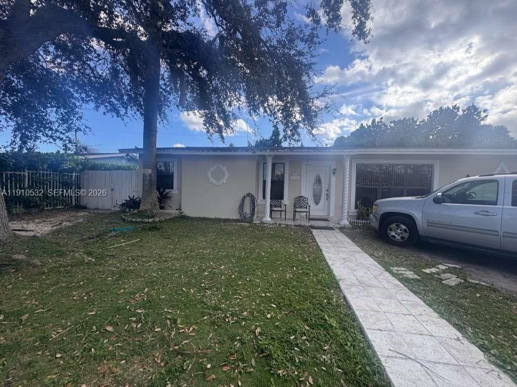 14800 SW 296th St photo 4