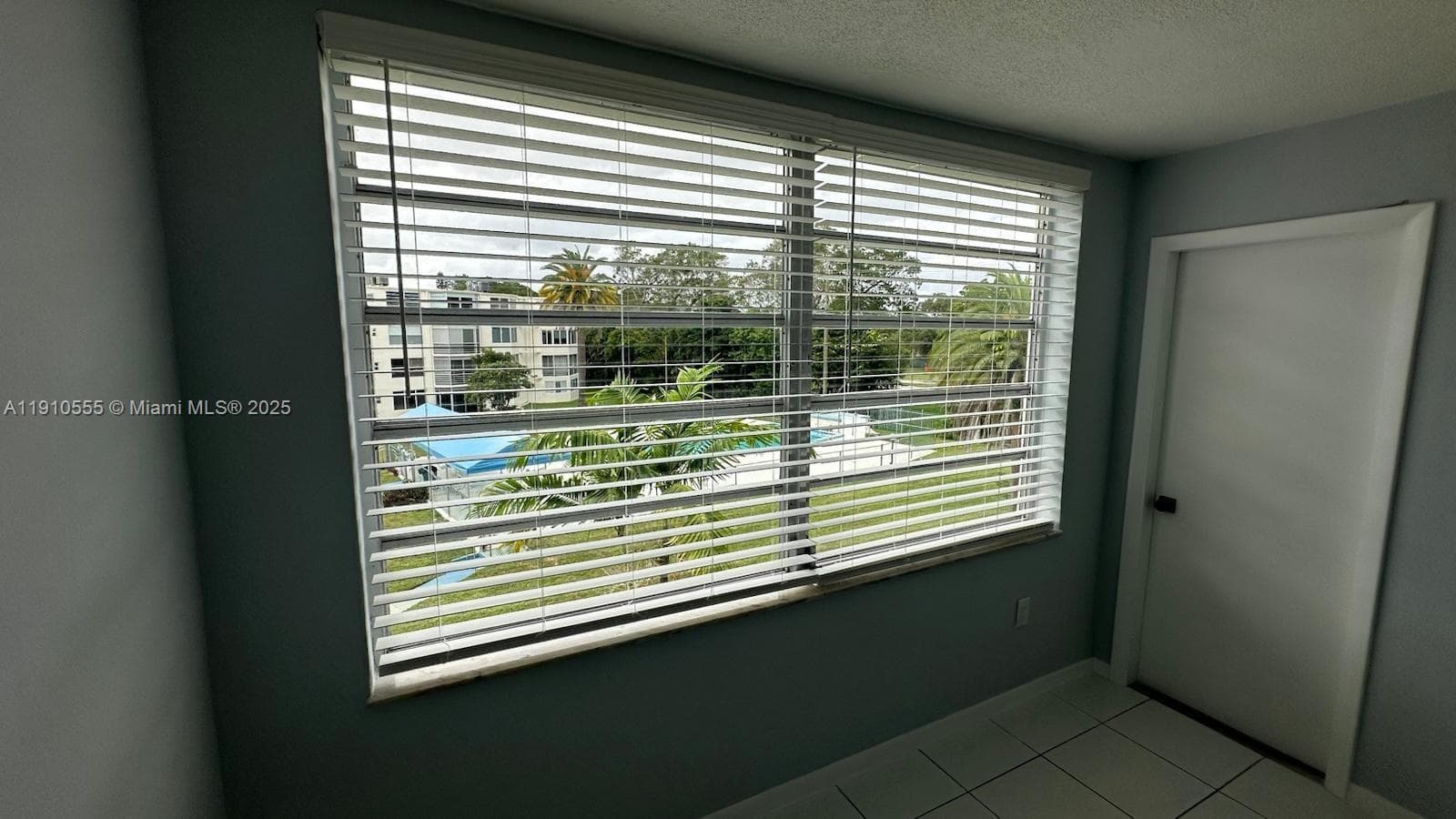 ROLLING GREEN CONDO A · #A315 in Miami - Photo 12