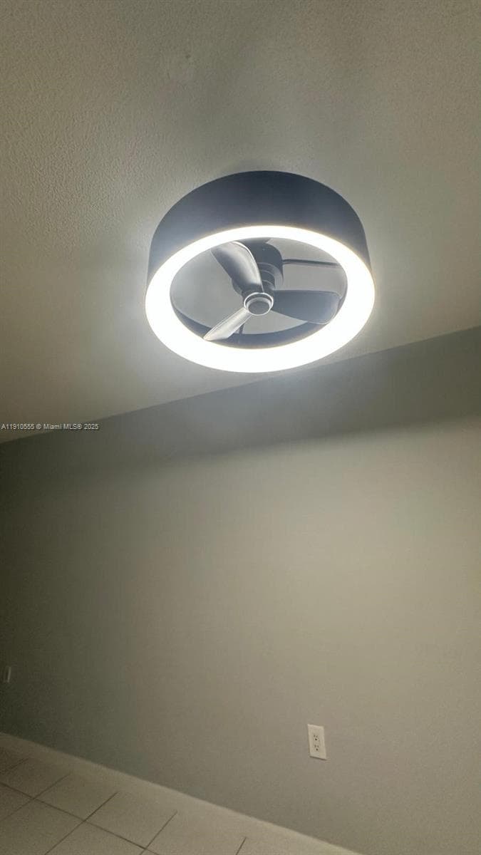 ceiling fan