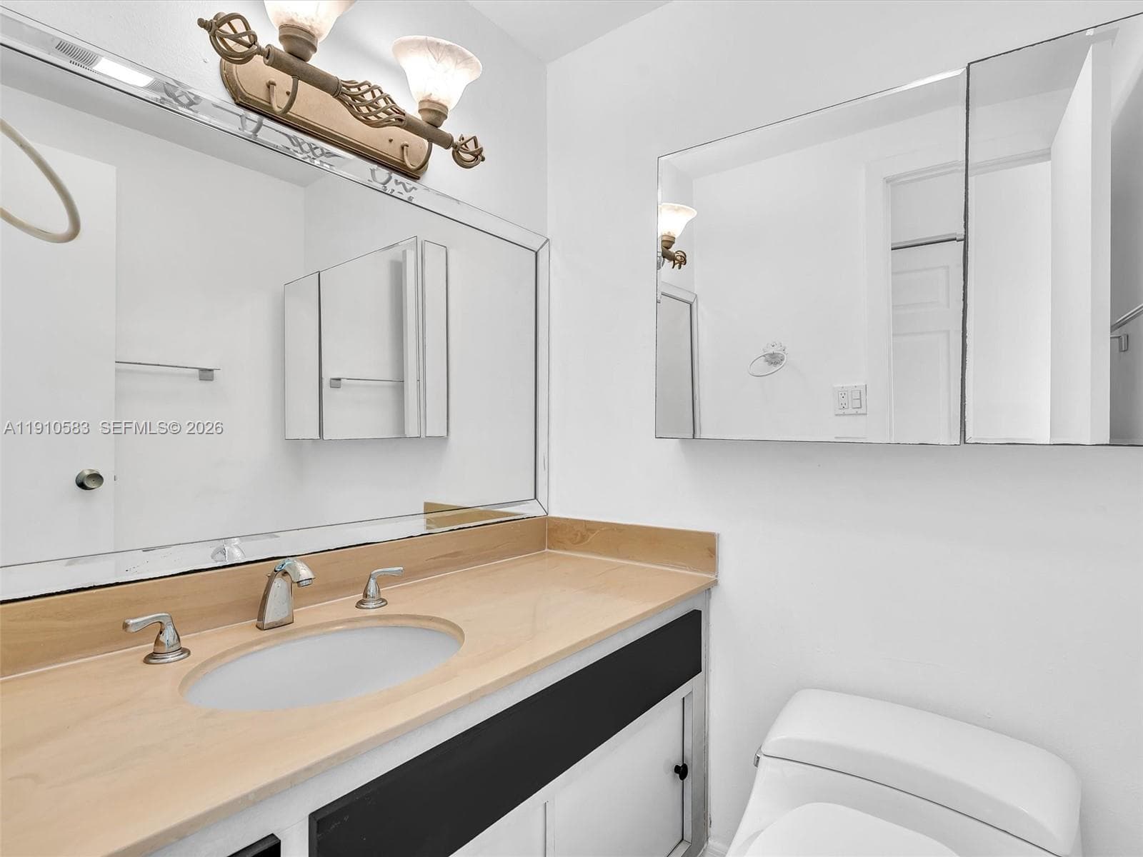 ARLEN HOUSE CONDO · #902 in Sunny Isles Beach - Photo 42