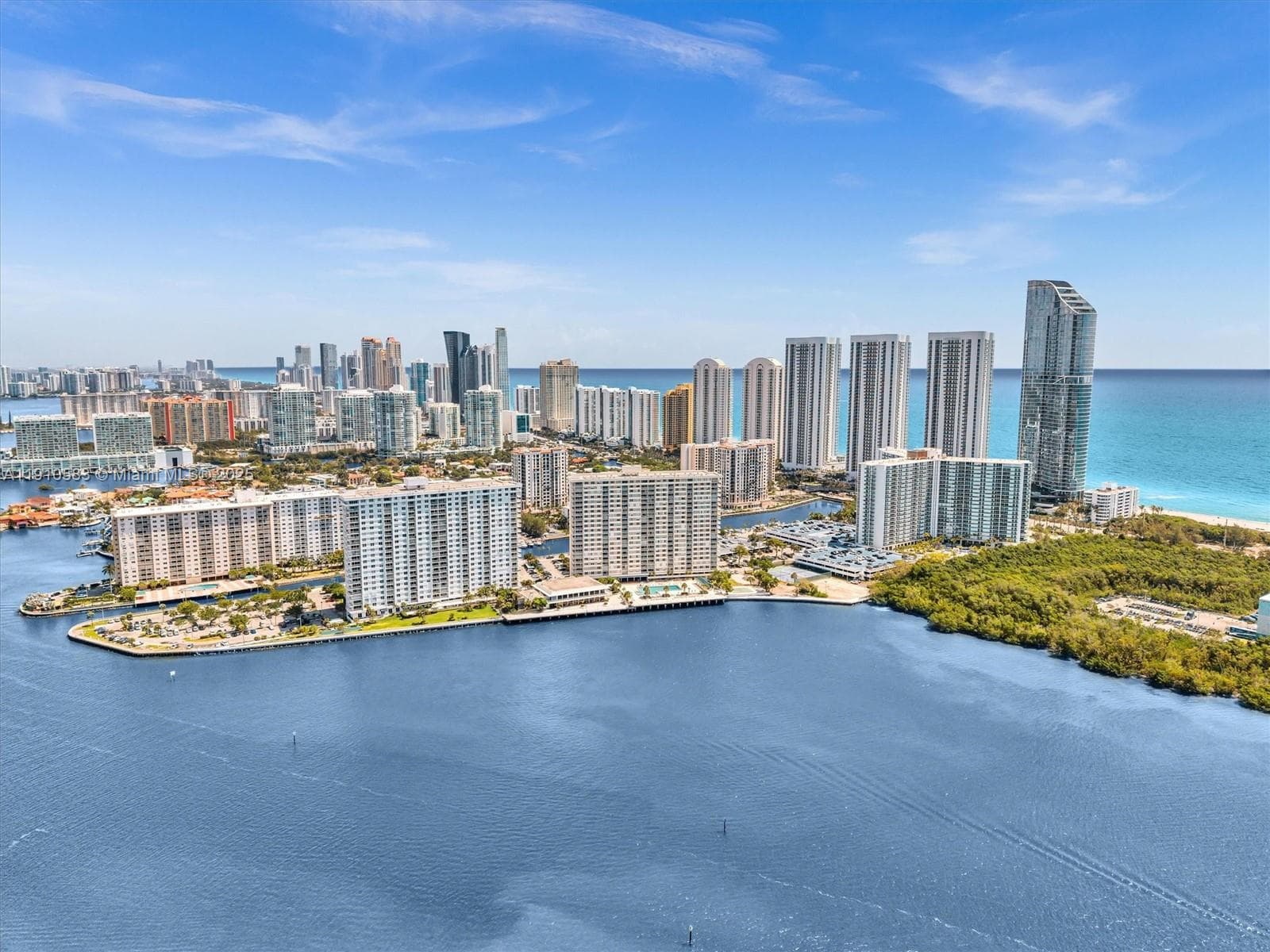 ARLEN HOUSE CONDO · #902 in Sunny Isles Beach - Photo 57