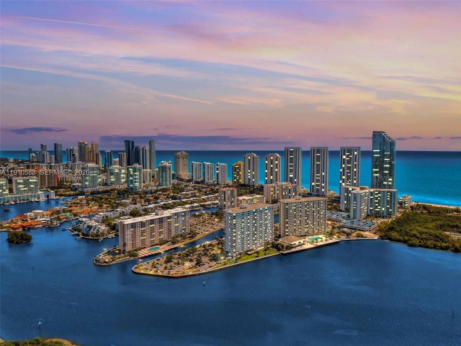 ARLEN HOUSE CONDO · #902 in Sunny Isles Beach - Photo 1