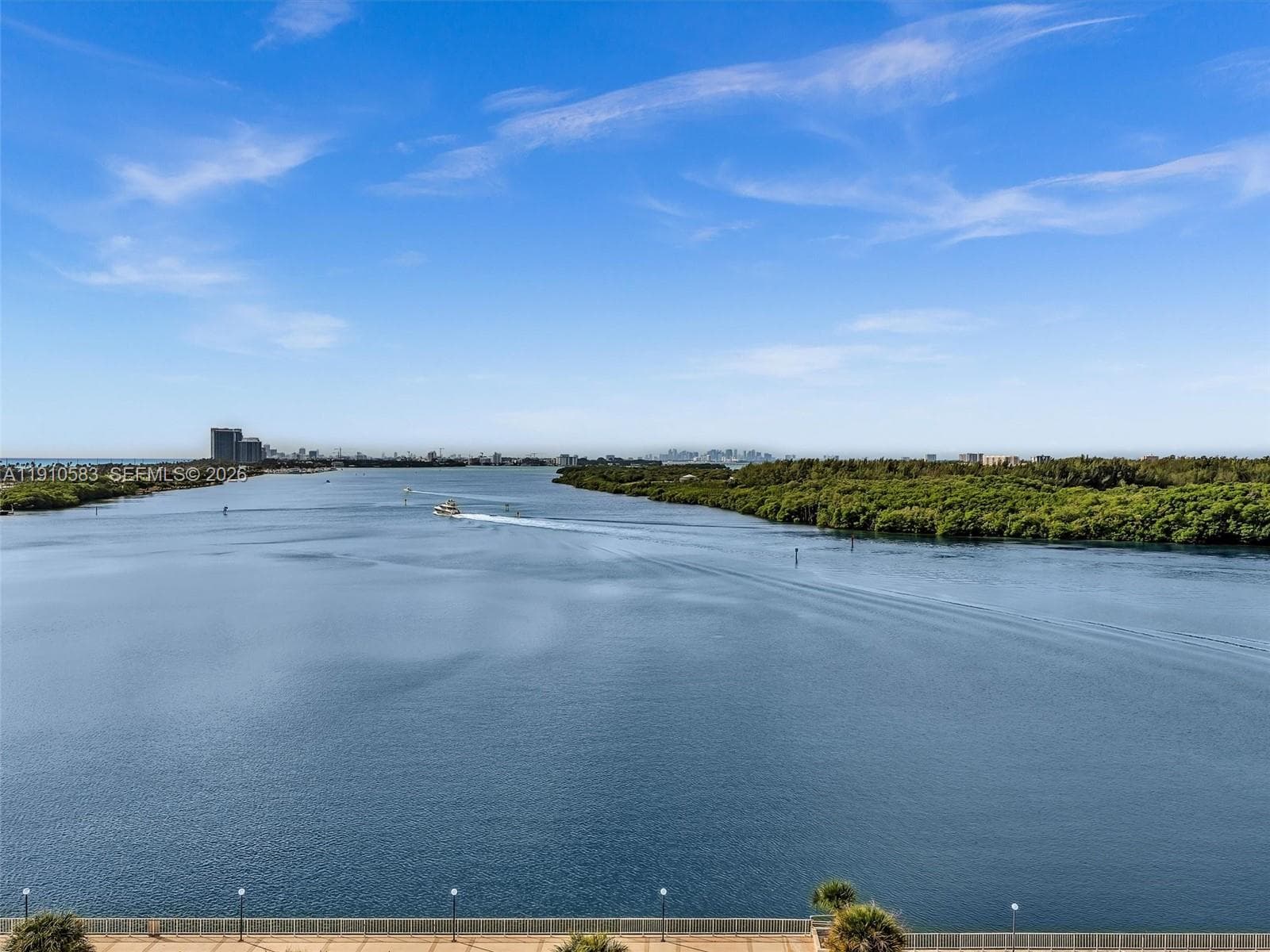 ARLEN HOUSE CONDO · #902 in Sunny Isles Beach - Photo 5