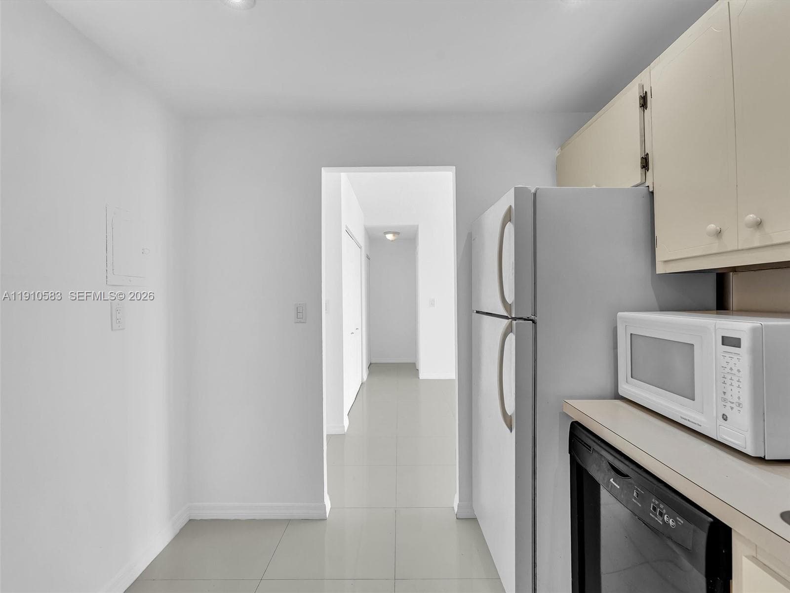 ARLEN HOUSE CONDO · #902 in Sunny Isles Beach - Photo 40