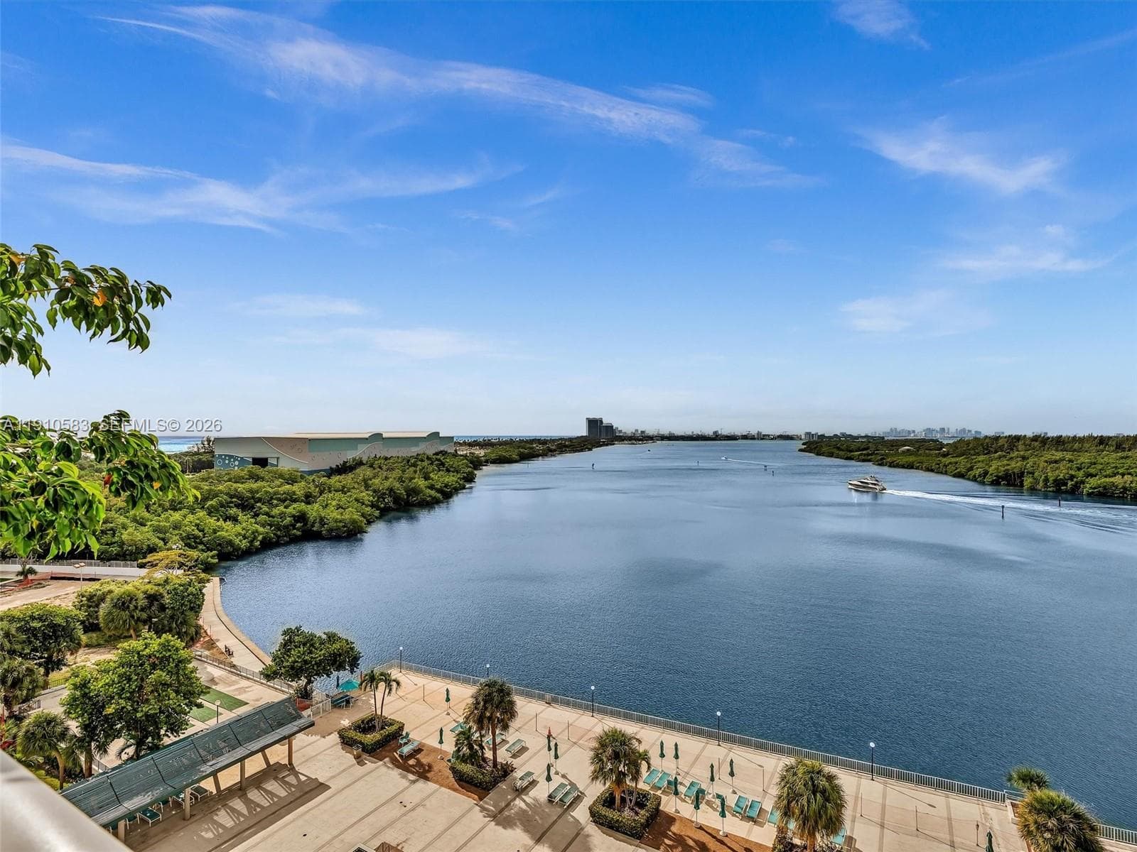 ARLEN HOUSE CONDO · #902 in Sunny Isles Beach - Photo 4