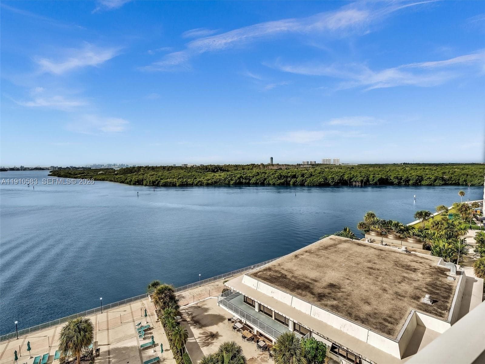 ARLEN HOUSE CONDO · #902 in Sunny Isles Beach - Photo 8