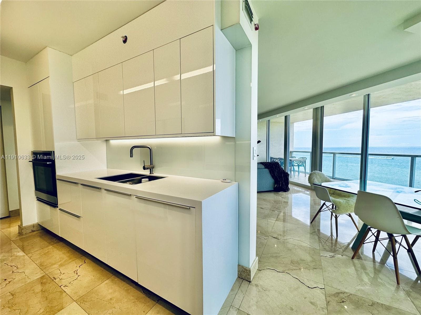 ST TROPEZ OCEAN CONDO · #11-A in Miami Beach - Photo 7