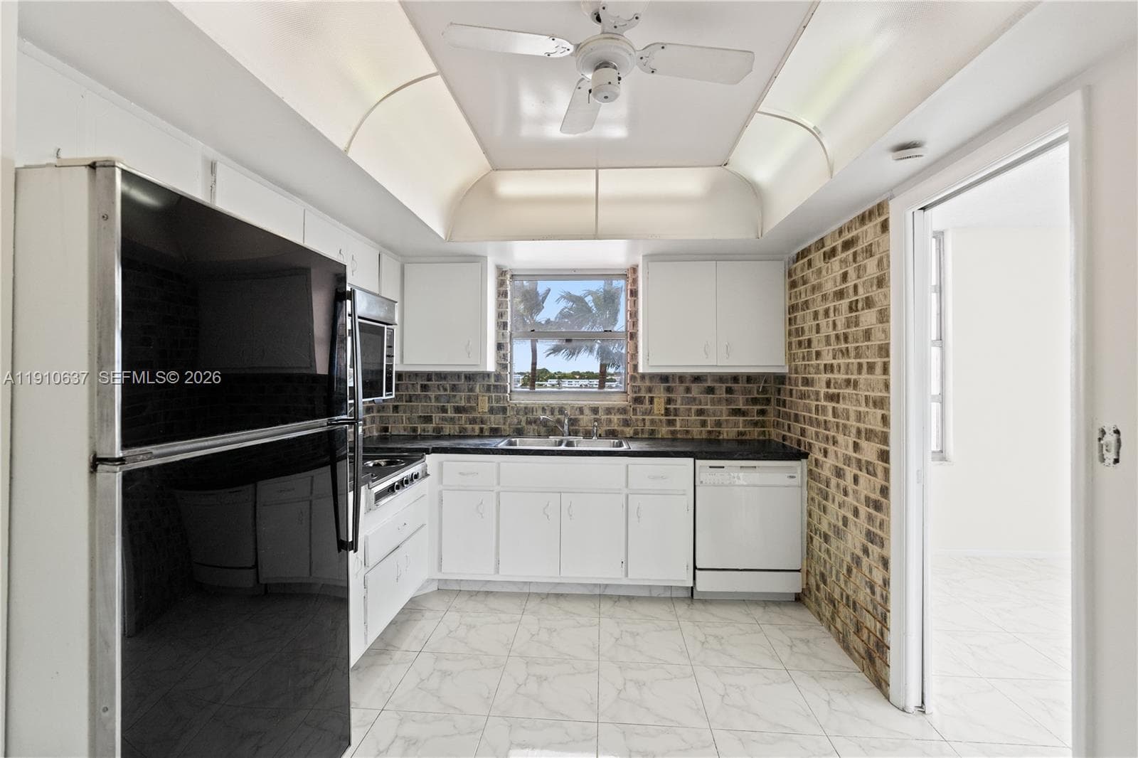Buckley Towers · #406E in Miami - Photo 9