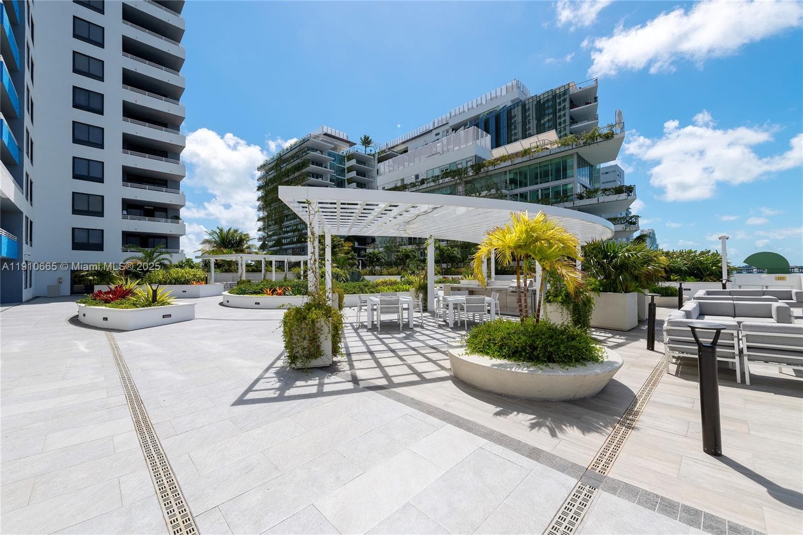 THE WAVERLY AT SOUTH BEAC · #3104 in Miami Beach - Photo 15
