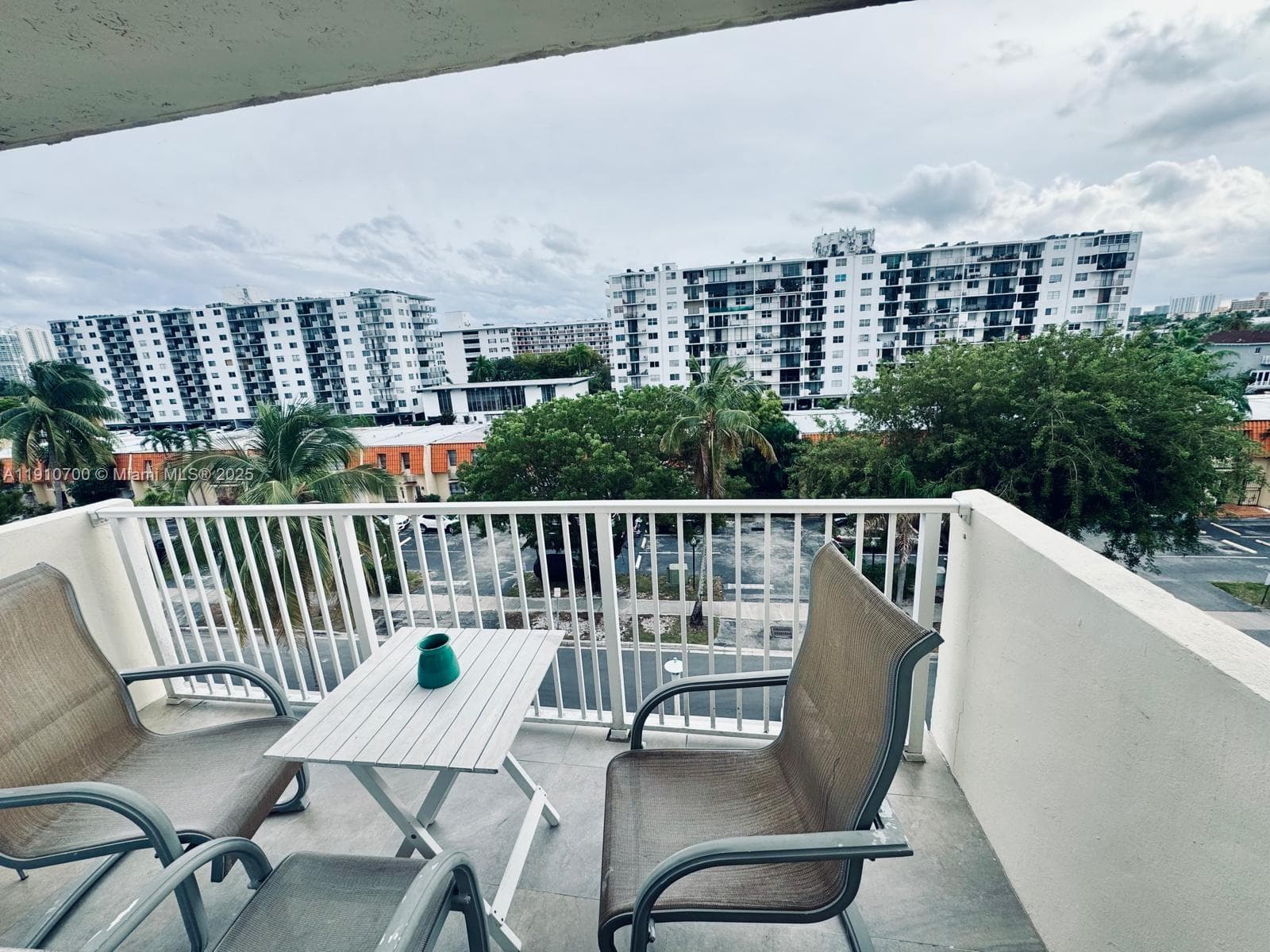SUNNY SHORES SOUTH CONDO · #501 in North Miami Beach - Photo 12