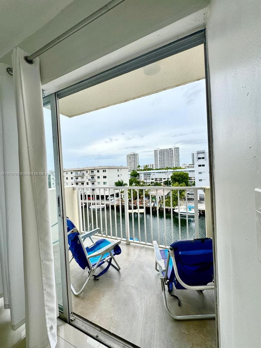 SUNNY SHORES SOUTH CONDO · #501 in North Miami Beach - Photo 1