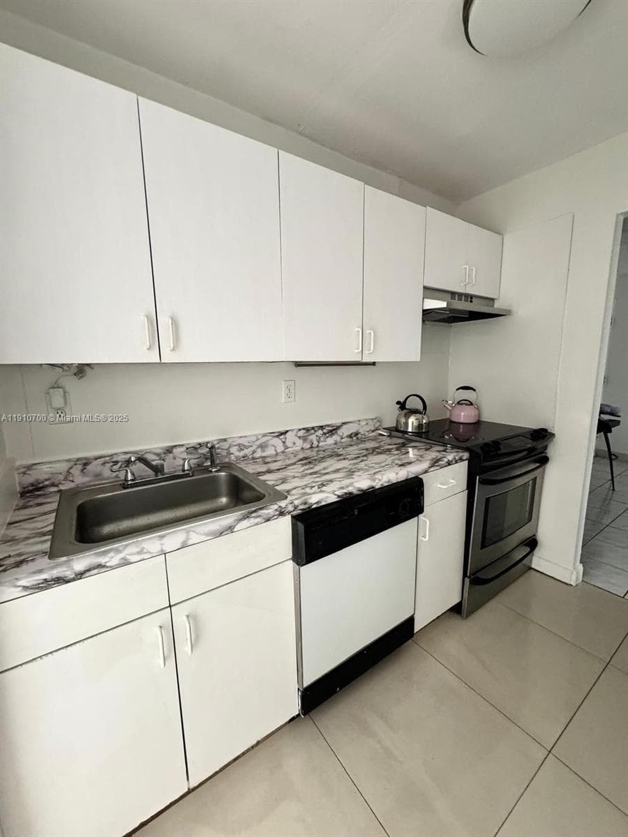 SUNNY SHORES SOUTH CONDO · #501 in North Miami Beach - Photo 8